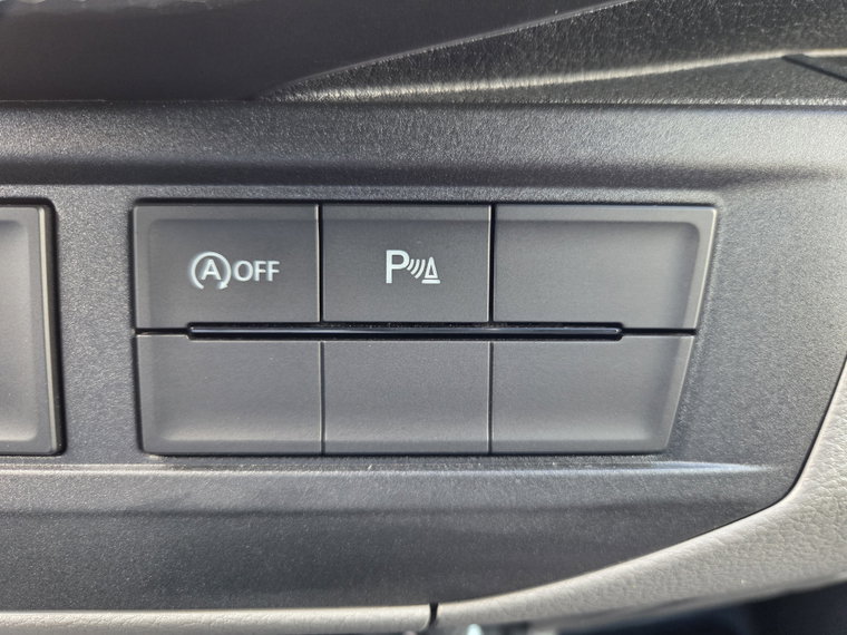 Vehicle Image 24