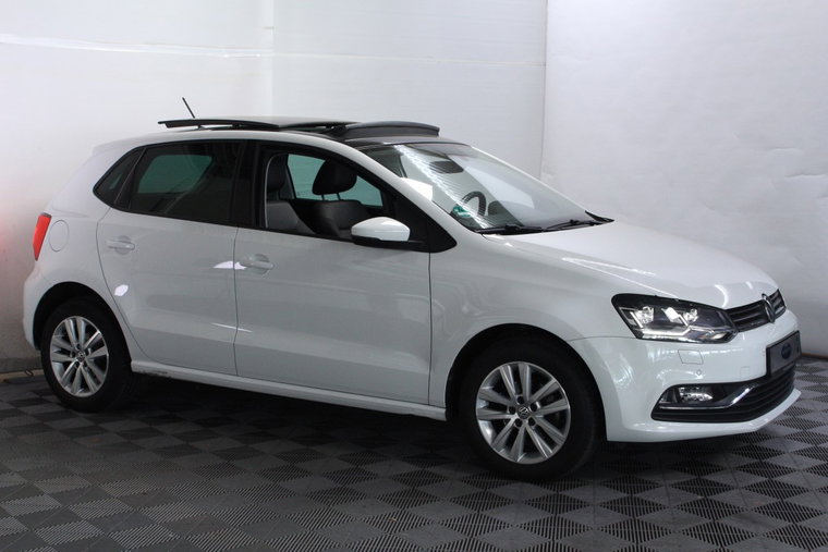 Vehicle Image 8