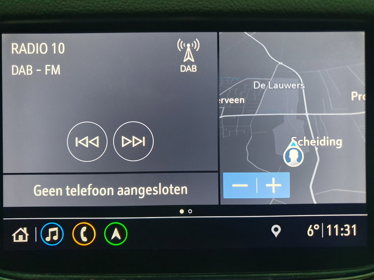 Vehicle Image 32
