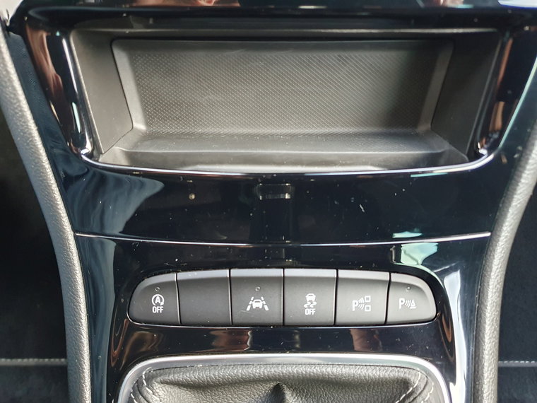 Vehicle Image 38