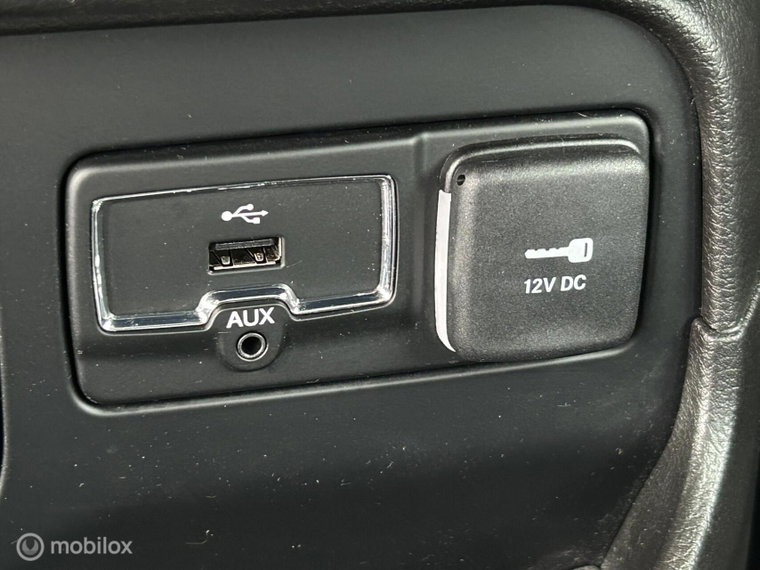 Vehicle Image 17