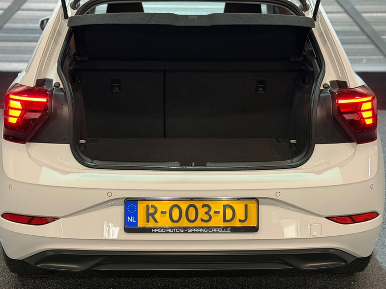 Vehicle Image 36