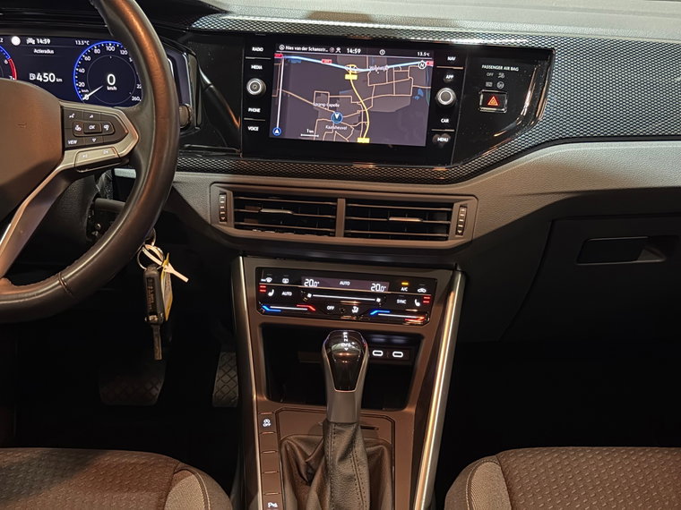 Vehicle Image 37