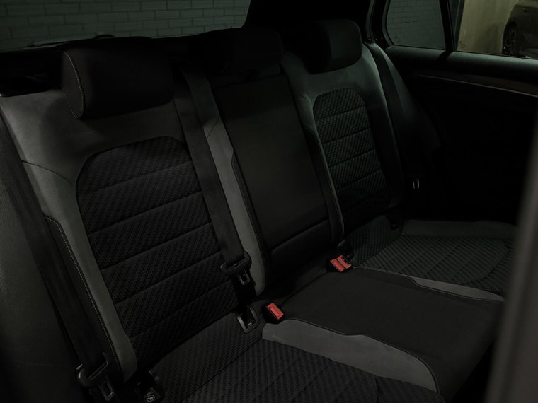 Vehicle Image 27