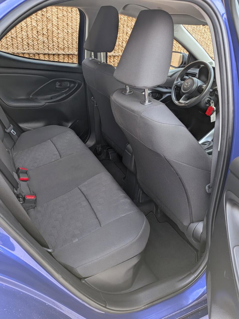 Vehicle Image 21