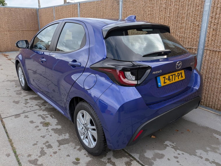 Vehicle Image 6
