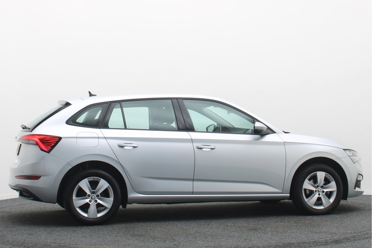 Vehicle Image 19