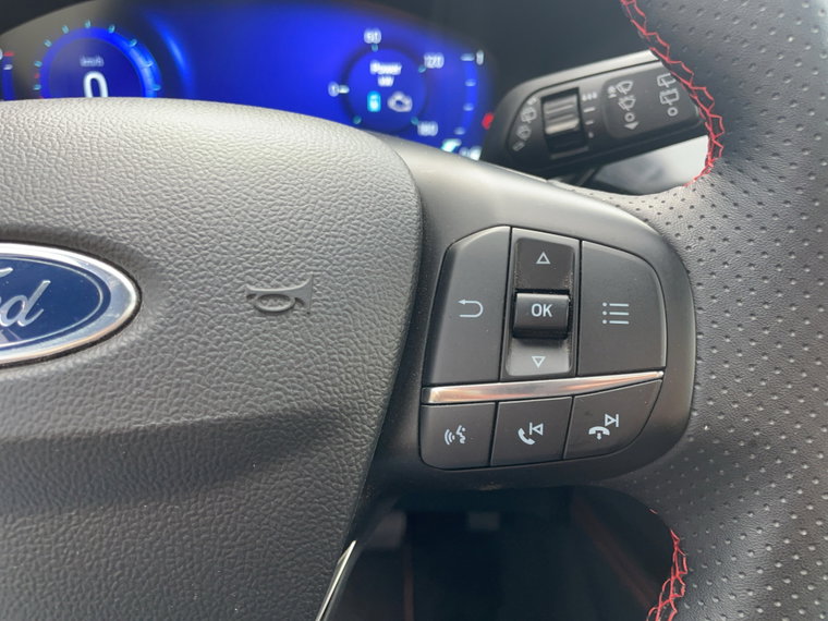 Vehicle Image 24