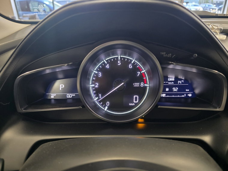 Vehicle Image 12