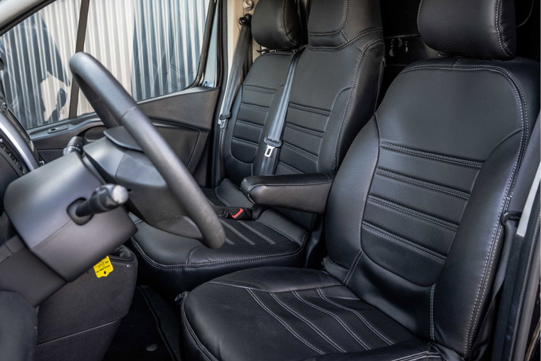 Vehicle Image 12