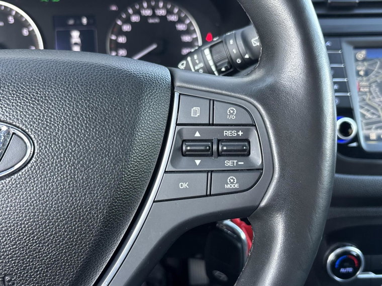 Vehicle Image 24
