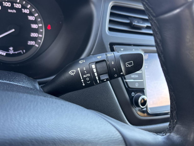 Vehicle Image 27