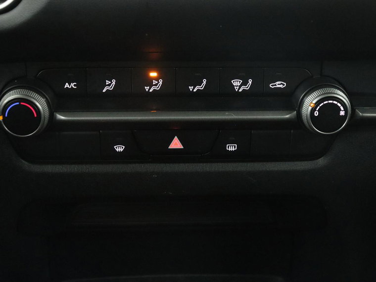 Vehicle Image 28