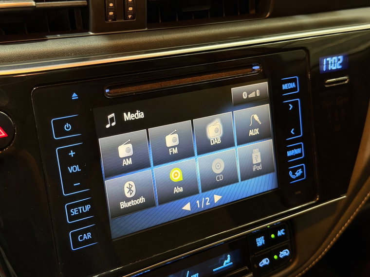 Vehicle Image 36