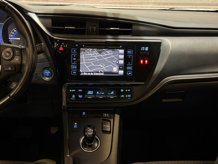 Vehicle Image 38
