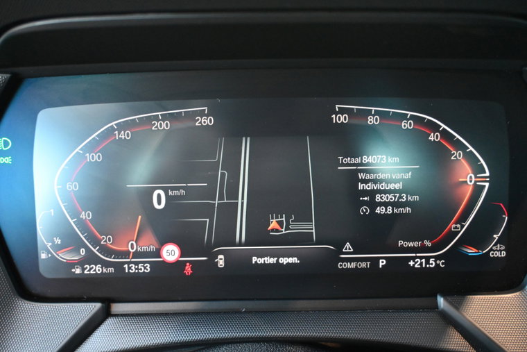 Vehicle Image 38
