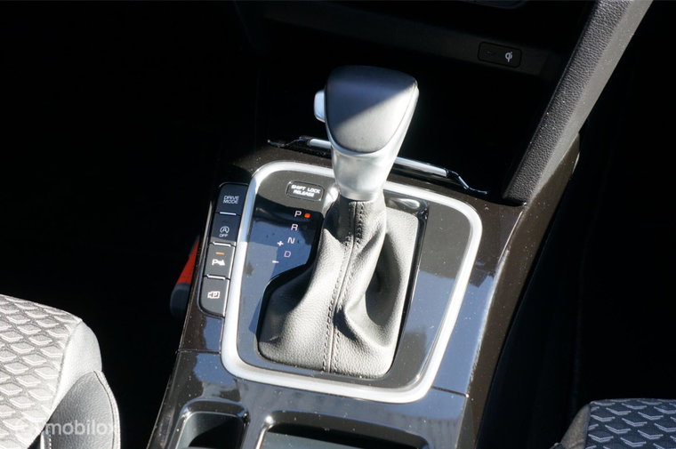 Vehicle Image 15