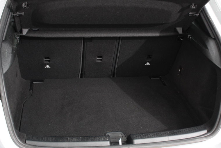Vehicle Image 26