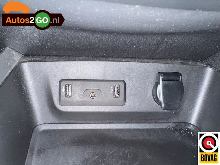 Vehicle Image 26