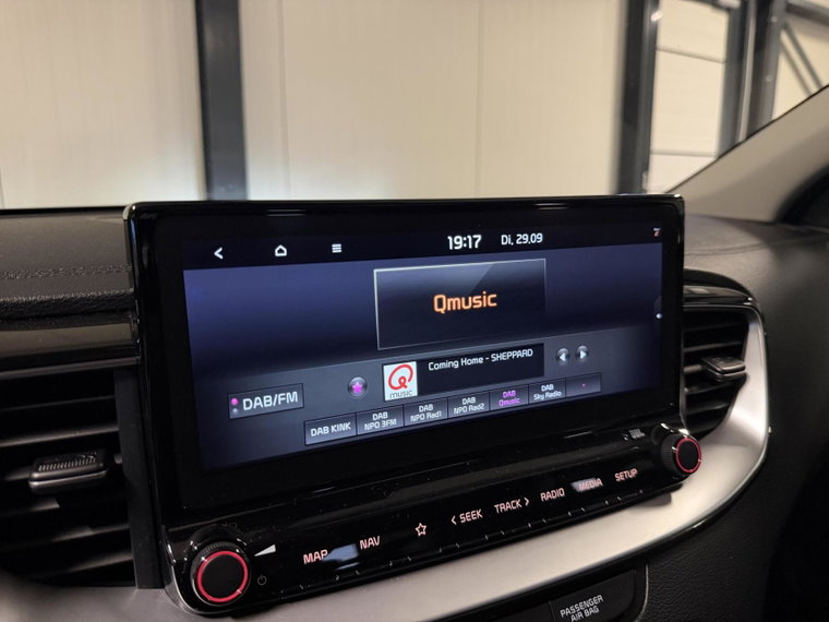 Vehicle Image 38