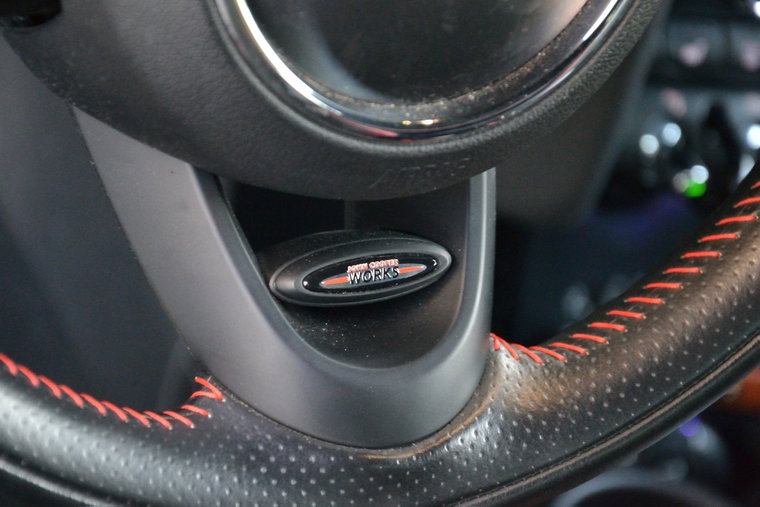 Vehicle Image 22