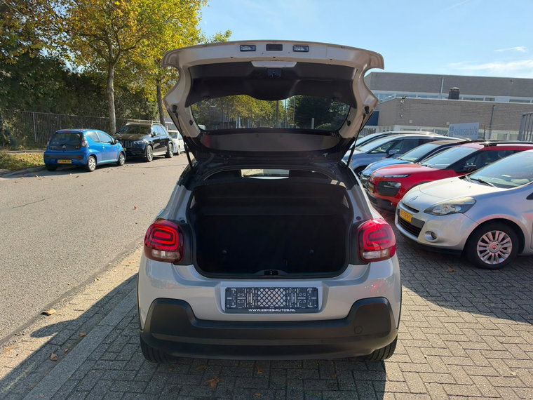 Vehicle Image 24