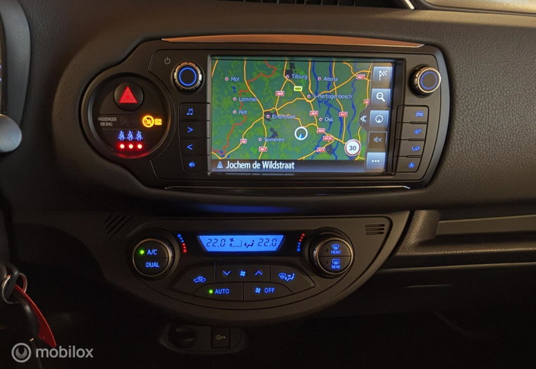 Vehicle Image 19