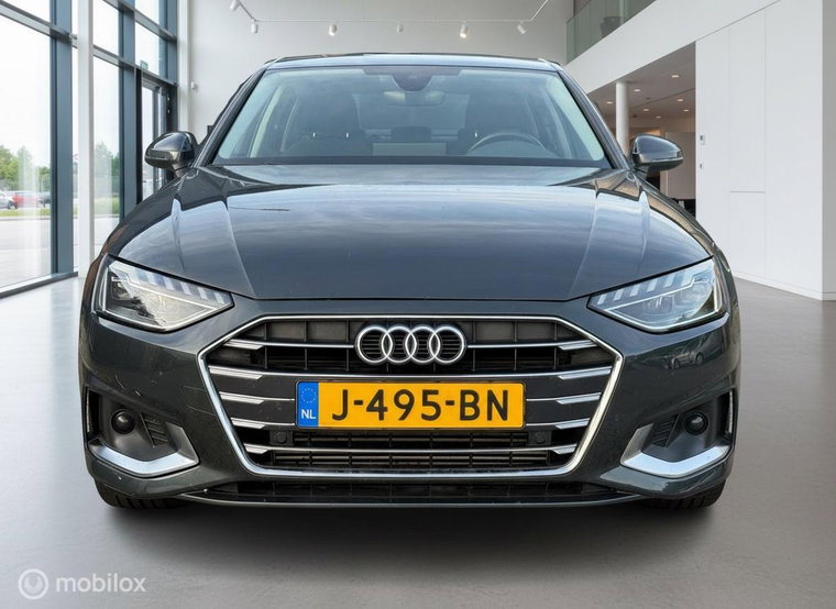 Vehicle Image 6