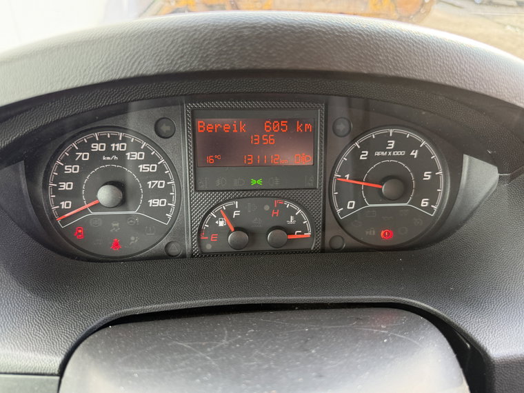 Vehicle Image 26