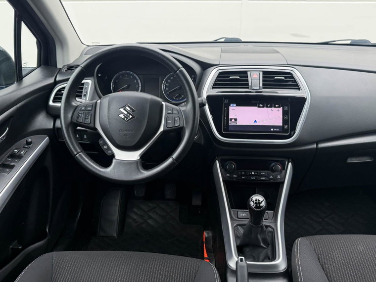Vehicle Image 19