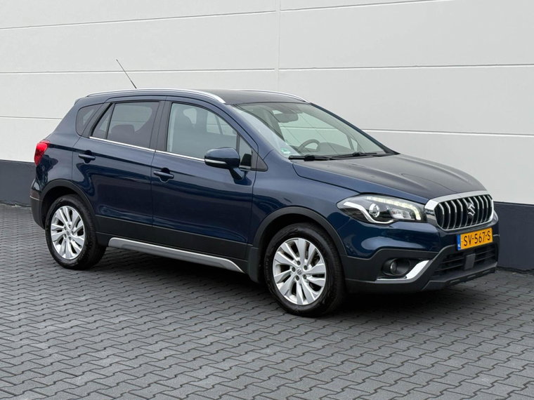 Vehicle Image 11
