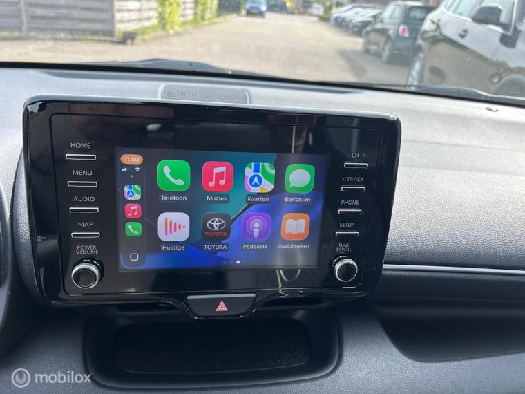 Vehicle Image 7