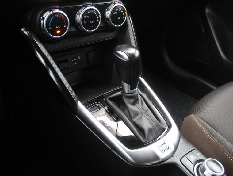 Vehicle Image 40