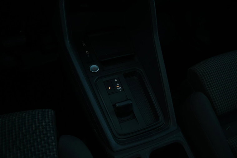 Vehicle Image 28