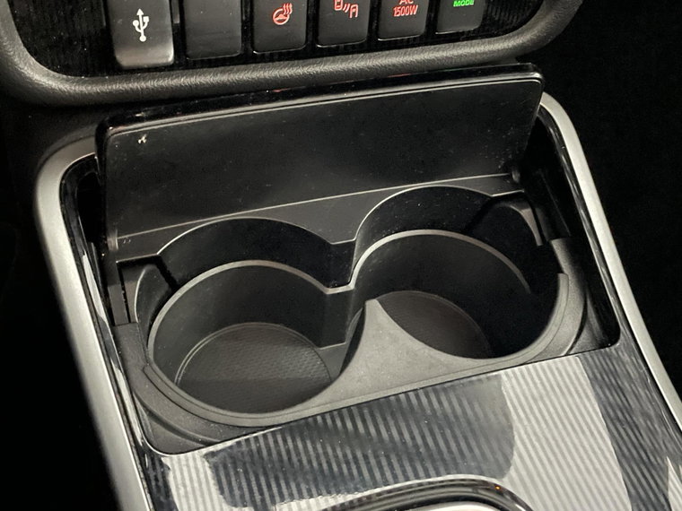 Vehicle Image 24