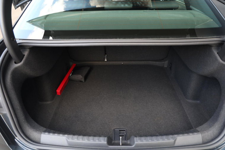 Vehicle Image 33