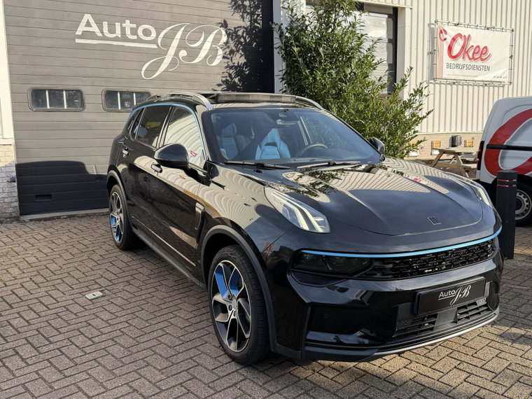 Vehicle Image 9