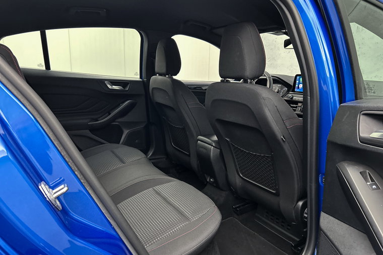 Vehicle Image 50