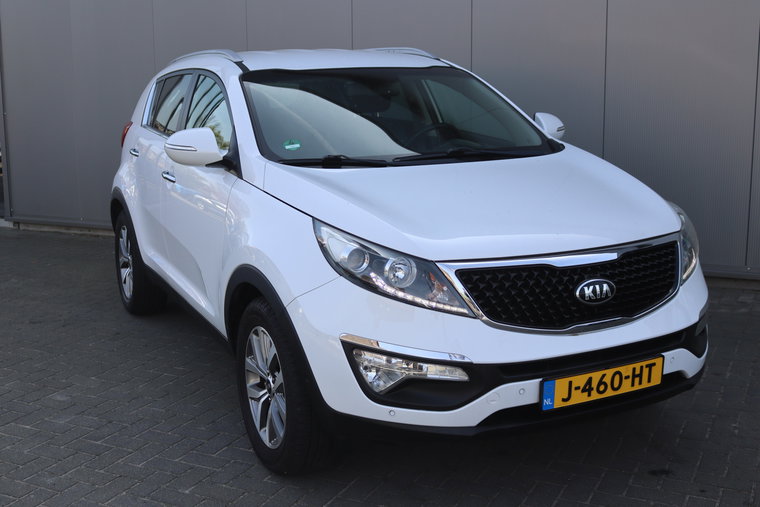 Vehicle Image 8