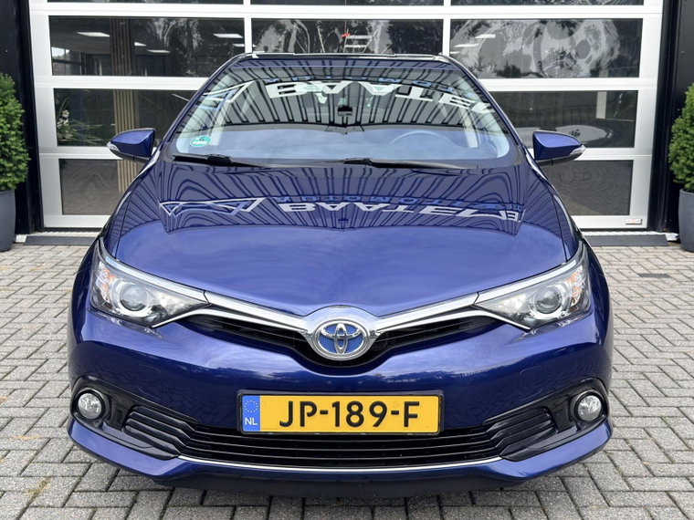 Vehicle Image 35
