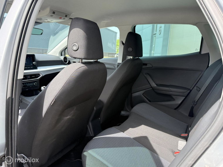Vehicle Image 13