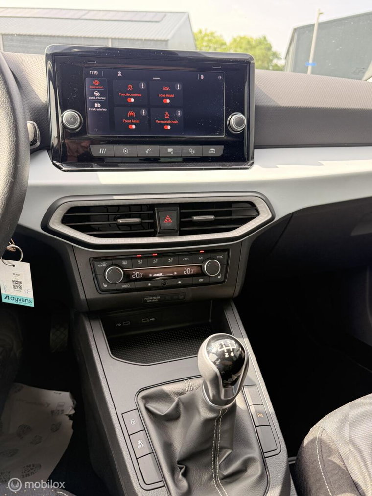 Vehicle Image 21
