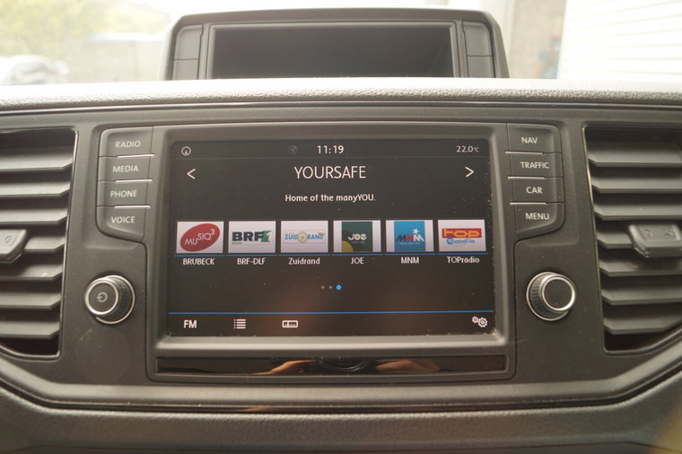 Vehicle Image 19
