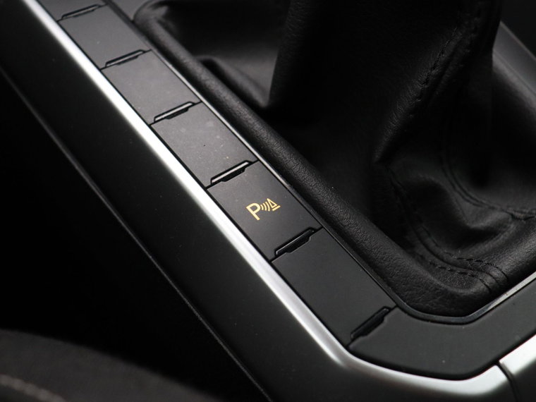 Vehicle Image 27