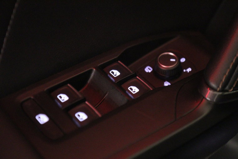 Vehicle Image 45