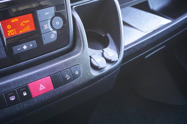 Vehicle Image 26