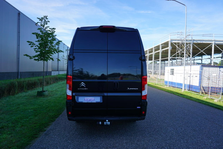 Vehicle Image 41