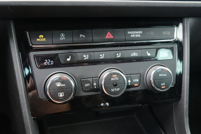 Vehicle Image 27