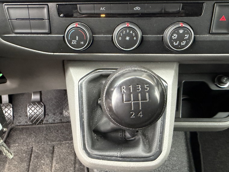 Vehicle Image 45
