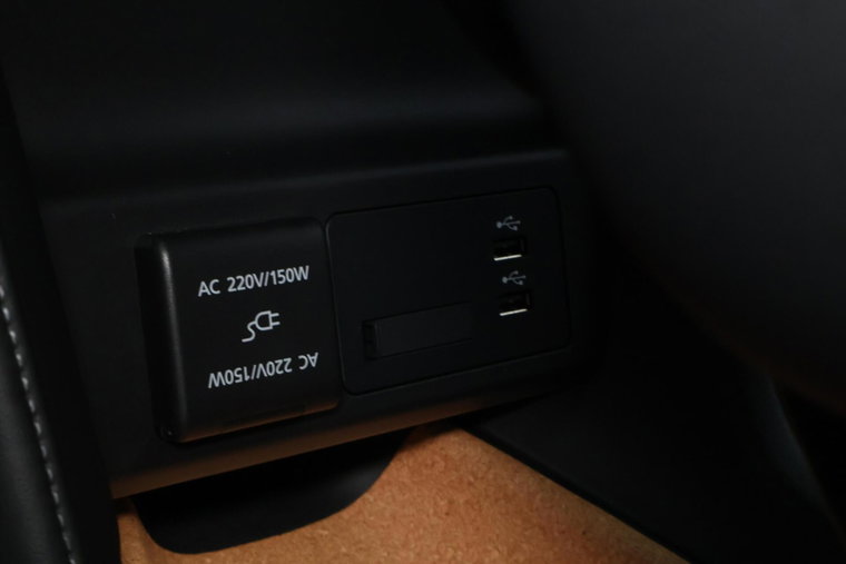 Vehicle Image 35